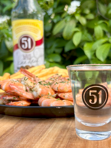 Camarão com Cachaça 51