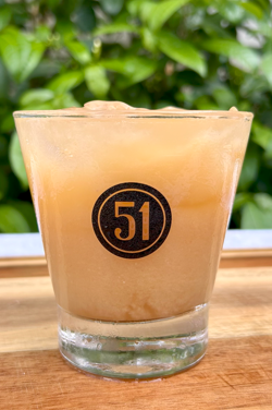 Drink cupuaçu com Cachaça 51