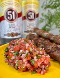 Espetinho com vinagrete de Cachaça 51