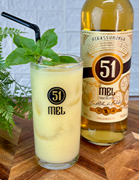 Drink Trio tropical com 51 Mel